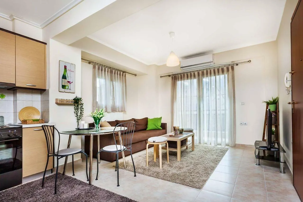 Nikopolis Bus Corner Apartment Thessaloniki