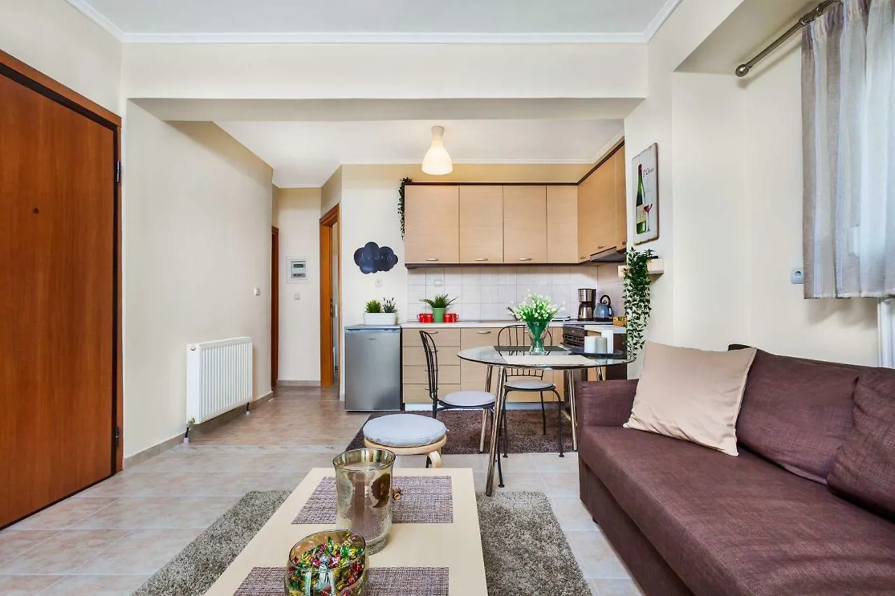 Nikopolis Bus Corner Apartment Thessaloniki Greece